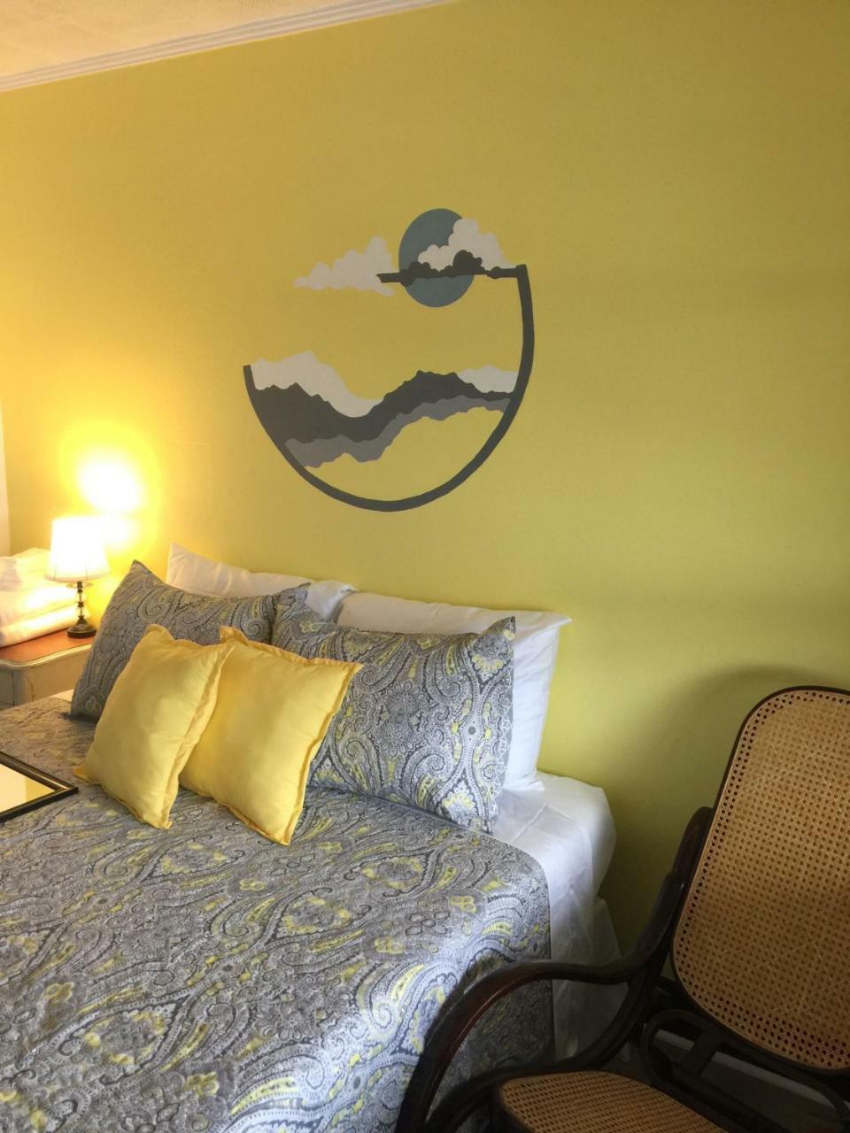 Spruce Pine Inn Buitenkant foto