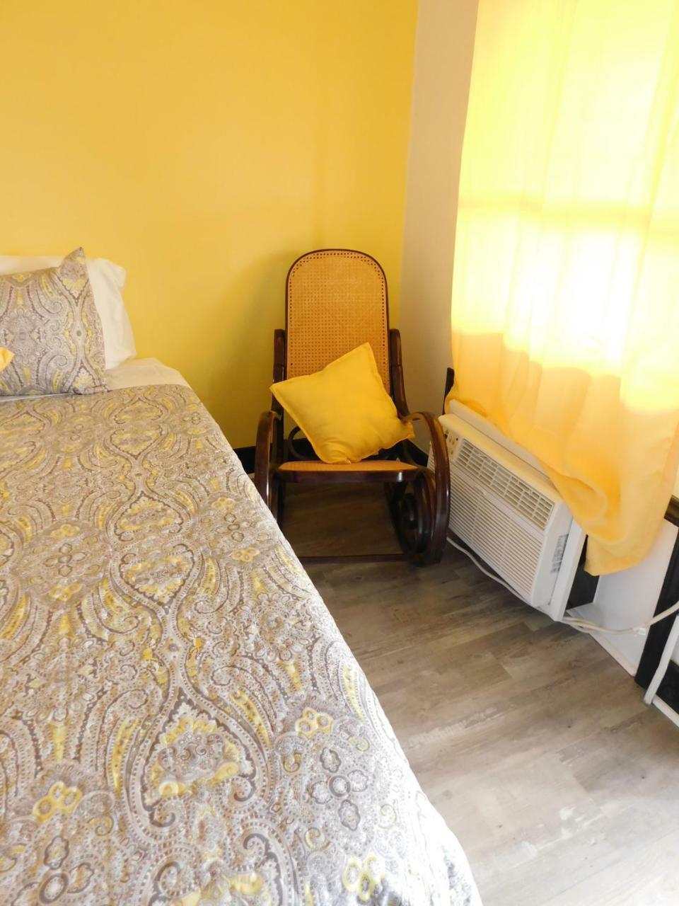 Spruce Pine Inn Buitenkant foto