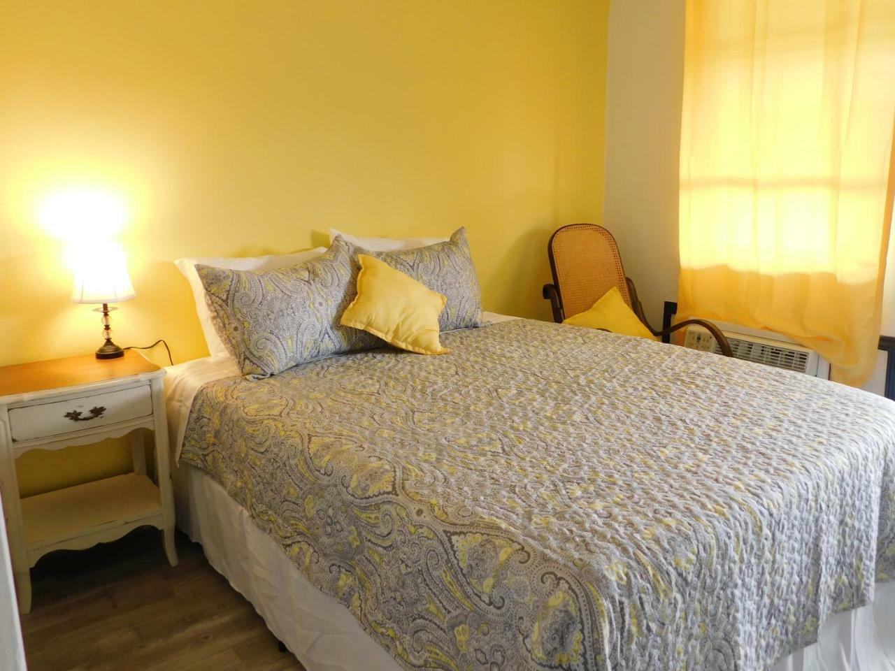 Spruce Pine Inn Buitenkant foto